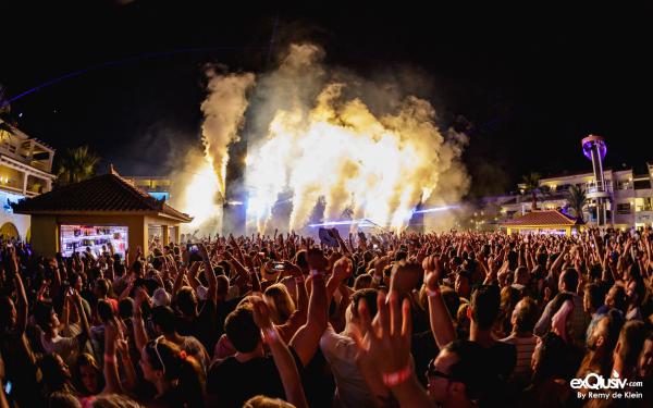 The Science of Cryogenics for Party Special Effects