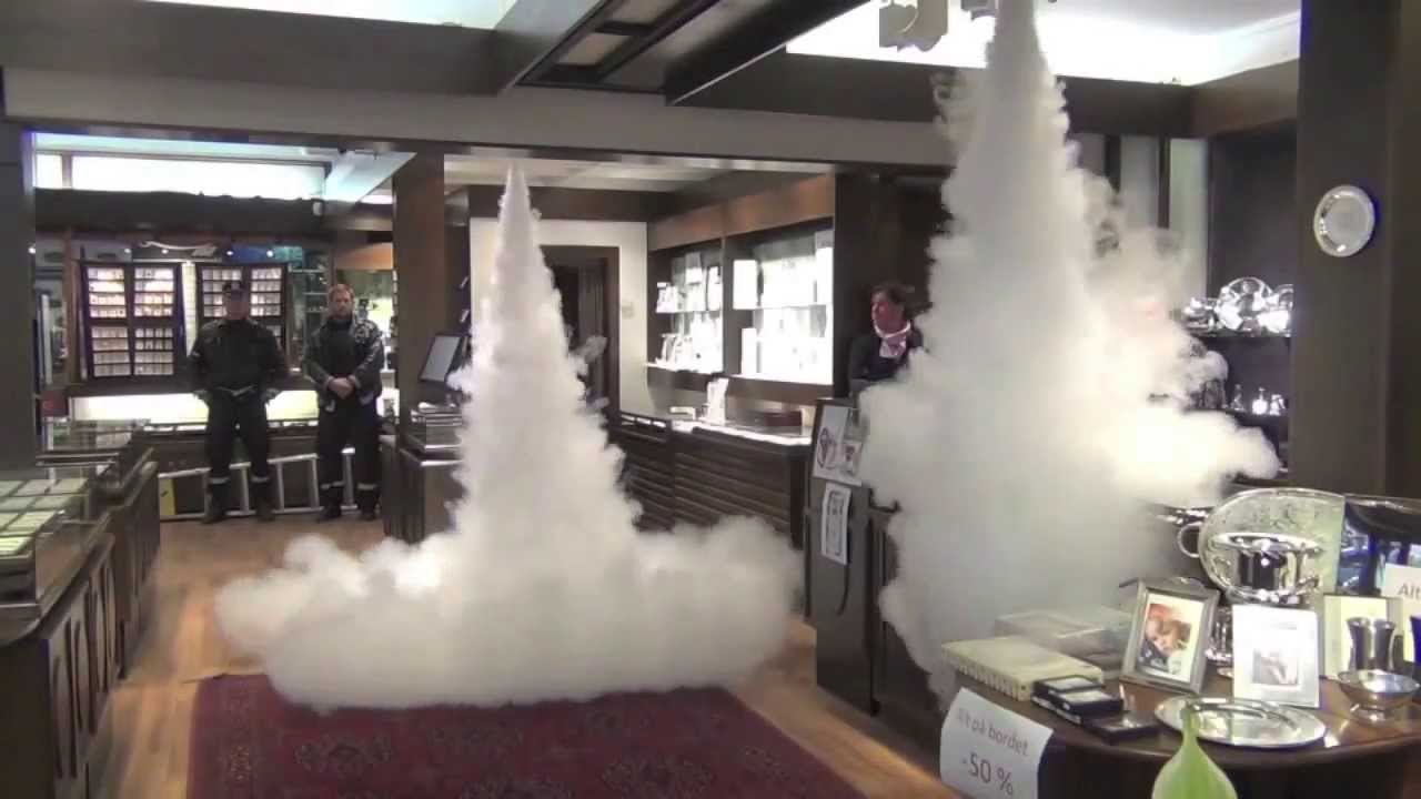 CryoFx Co2 Equipment lets you create your own cryogenics special effects