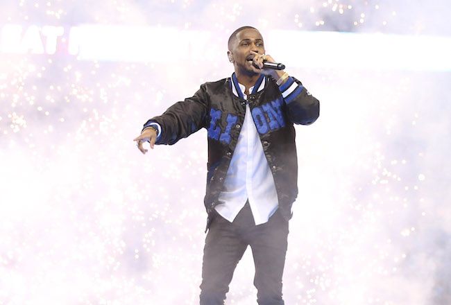 Big Sean performing during the halftime show of the NFL game between the Detroit Lions and the Philadelphia Eagles and uses CryoFX Co2 Special Effects Stage Jets